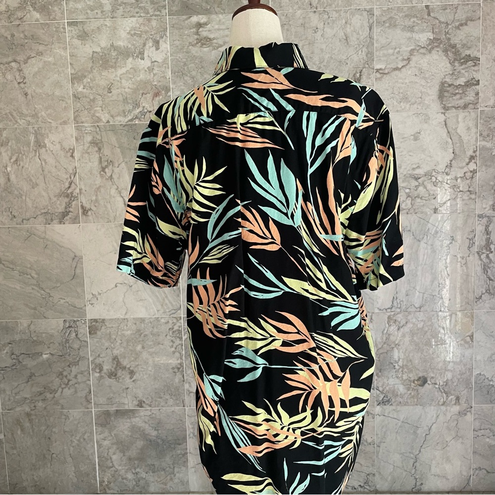 Volcom Bleeding Leaf Button Up Shirt - Picture 6 of 8